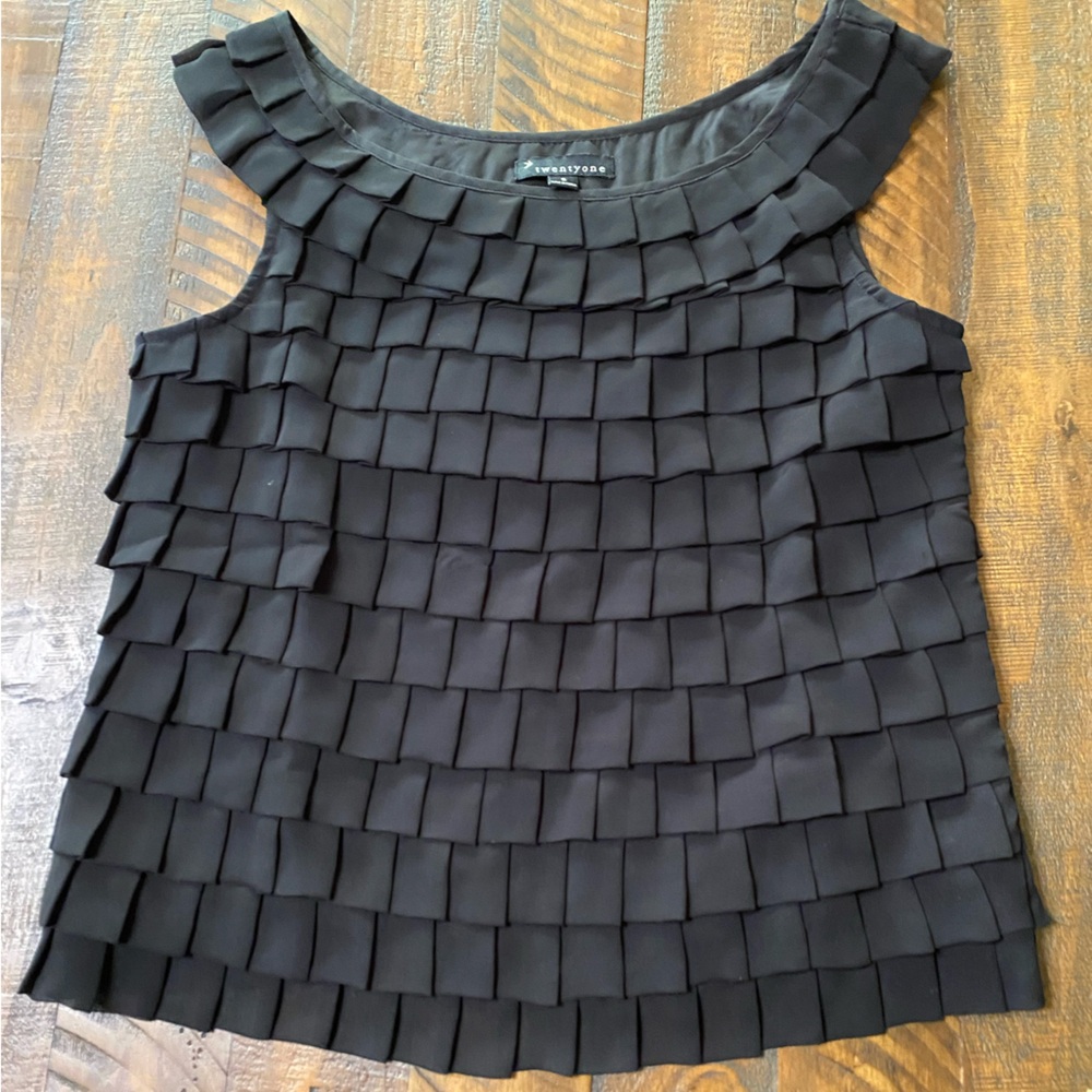 Twenty one Womens Black Tiered Ruffle Blouse Top Sz S